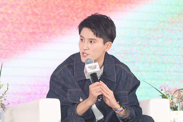 激情美女小说视频
